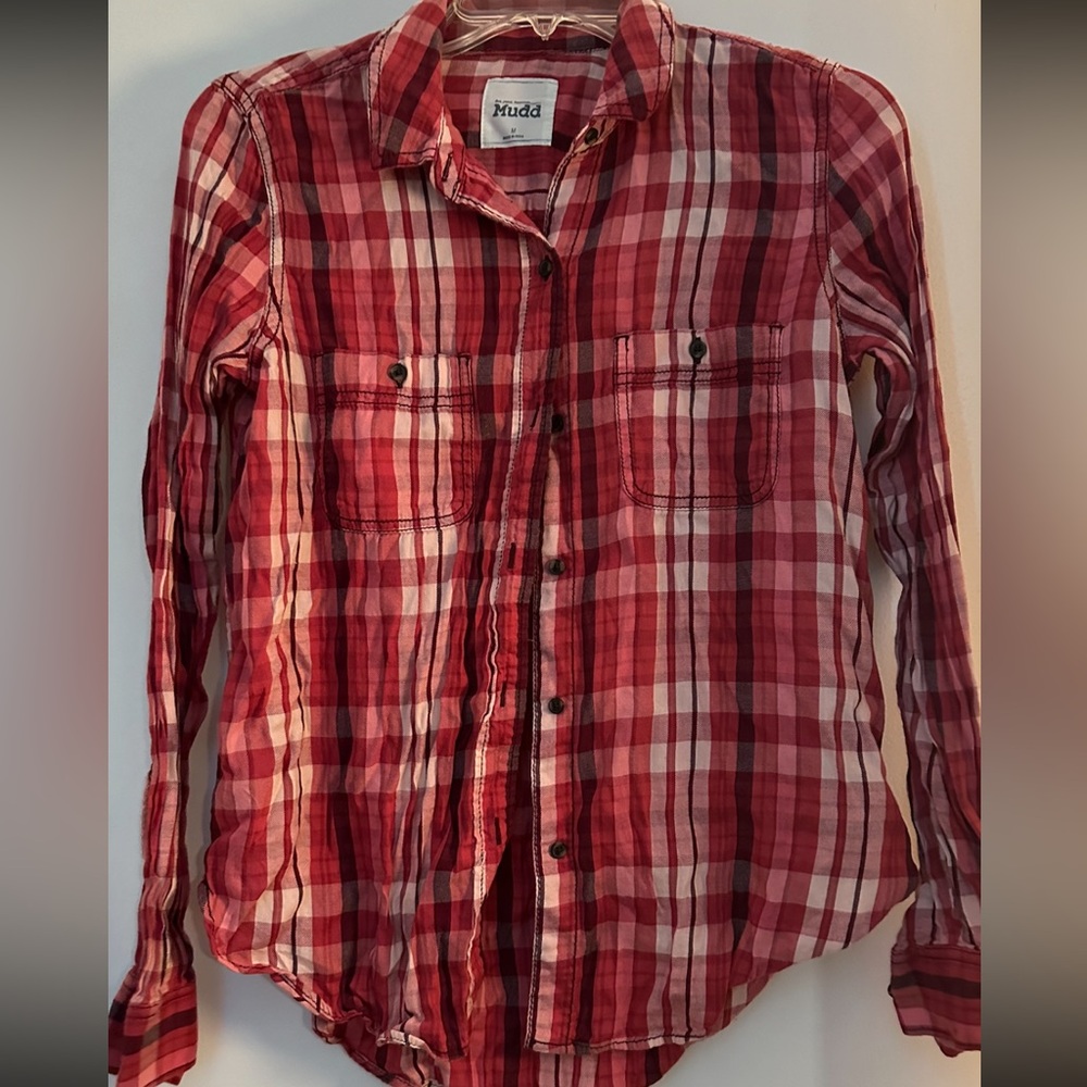 Plaid red/white shirt
